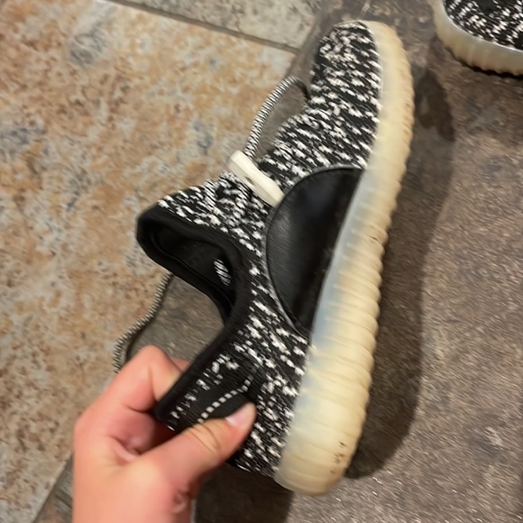 Light up shoes, but don’t know if they work - Picture 5 of 13